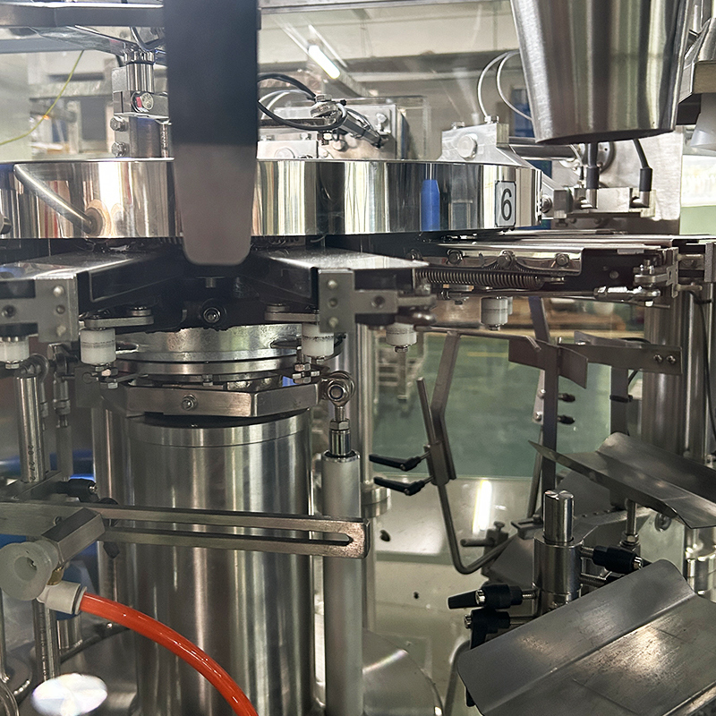 Máy đóng gói cân định lượng vít đa đầu cho vật liệu sệt tự động Máy đóng gói đùi gà đông lạnh, gà viên